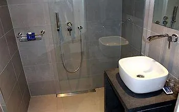 Hotel Aqua By Happyculture Brussels